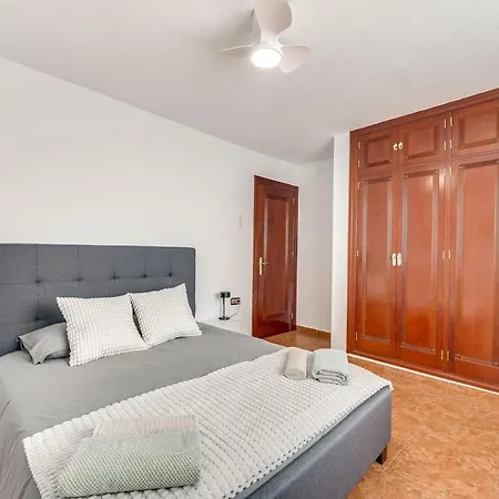 Charming Mari Carmen By Sea Villa Málaga